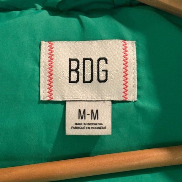 Urban Outfitters Green Vest - Picture 2 of 2